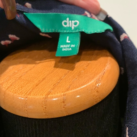 Blue print button blouse Size: Large - Picture 5 of 5